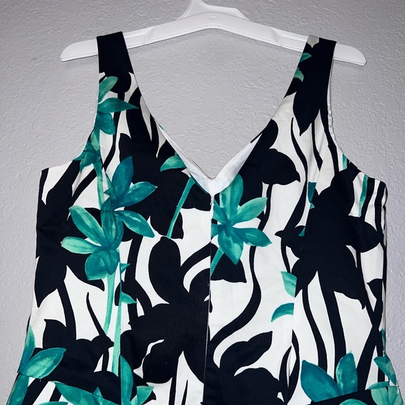 Evan Picone Women Sleeveless Green Black Floral Dress - Picture 4 of 7